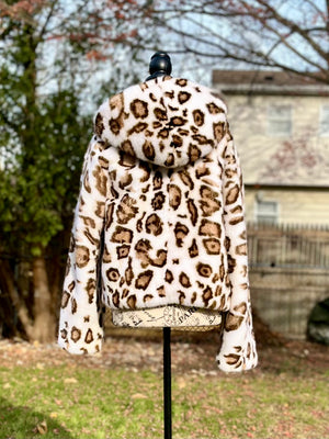 WHITE MINK LEOPARD PRINT