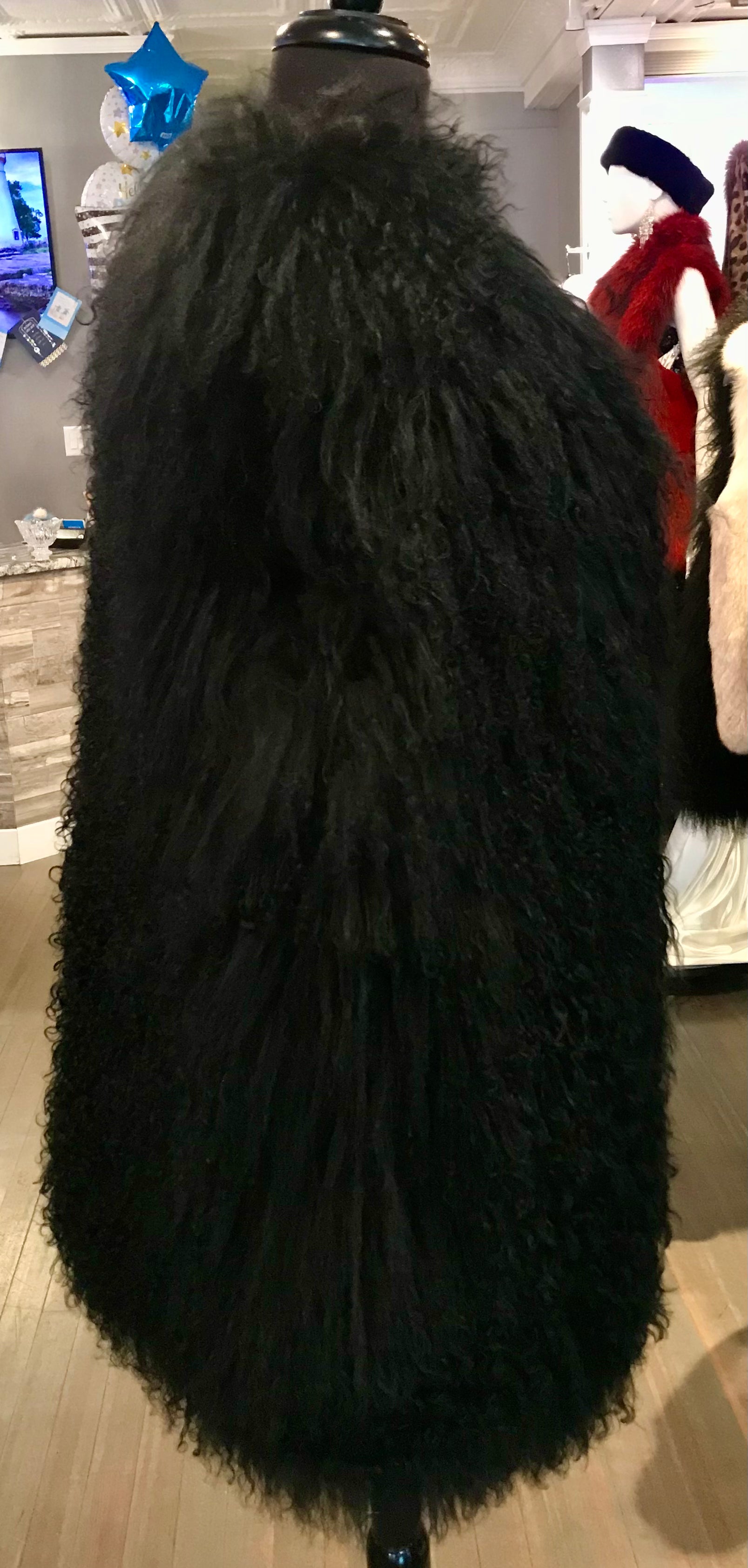 think fur Curly Fur Long Vest