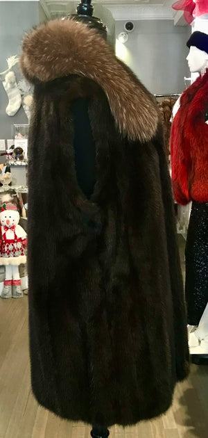 MAHOGANY MINK VEST - BRONZE FOX COLLAR