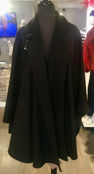 LORO PIANA CASHMERE CAPE