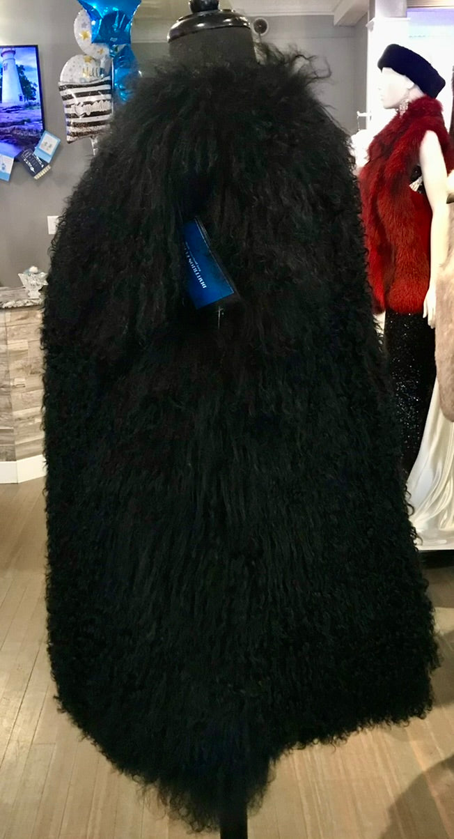 CURLY TIBT LAMB VEST