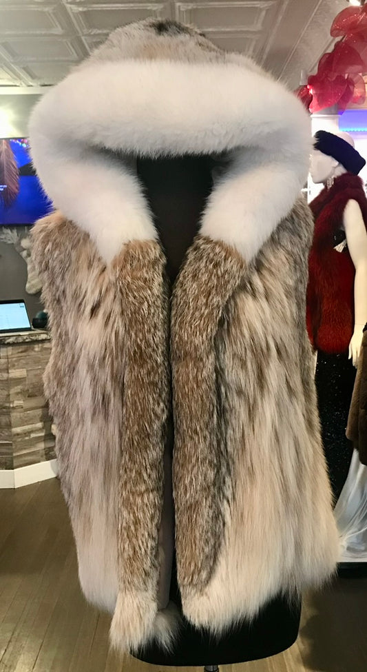 CANADIAN LYNX VEST WITH WHITE FOX TRIM