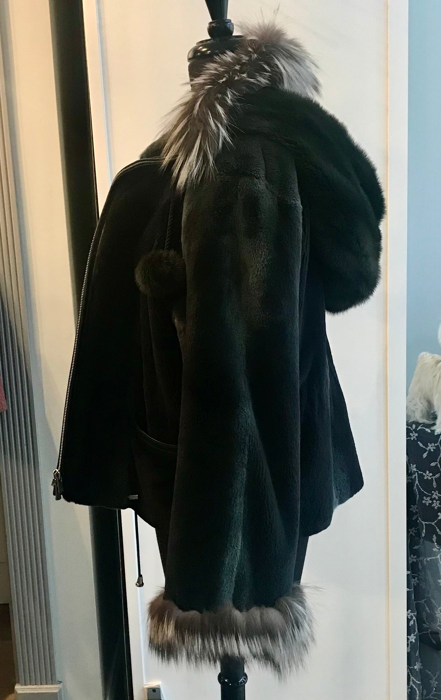 SHEARED BEAVER CROP JKT - SILVER FIX TRIM DETACH MINK HOOD
