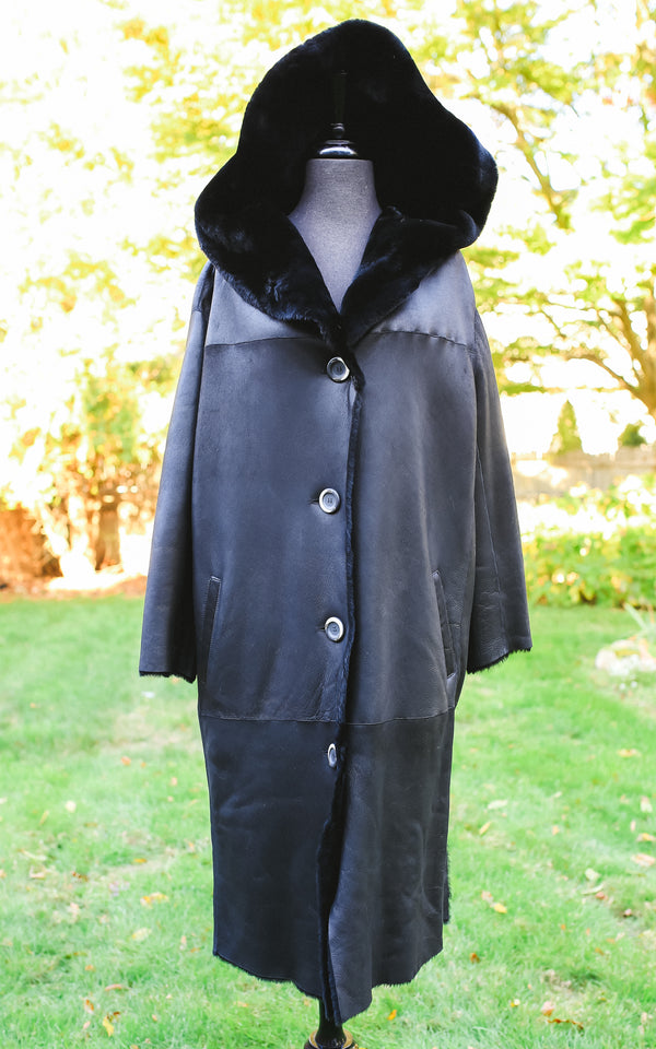 Nuuk Shearling Jacket with Fur Hood